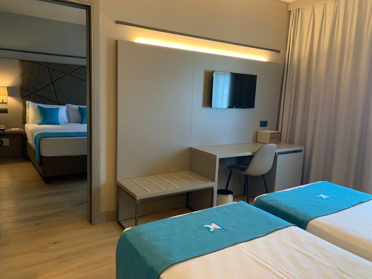 Dc Hotel International Padova Esterno foto