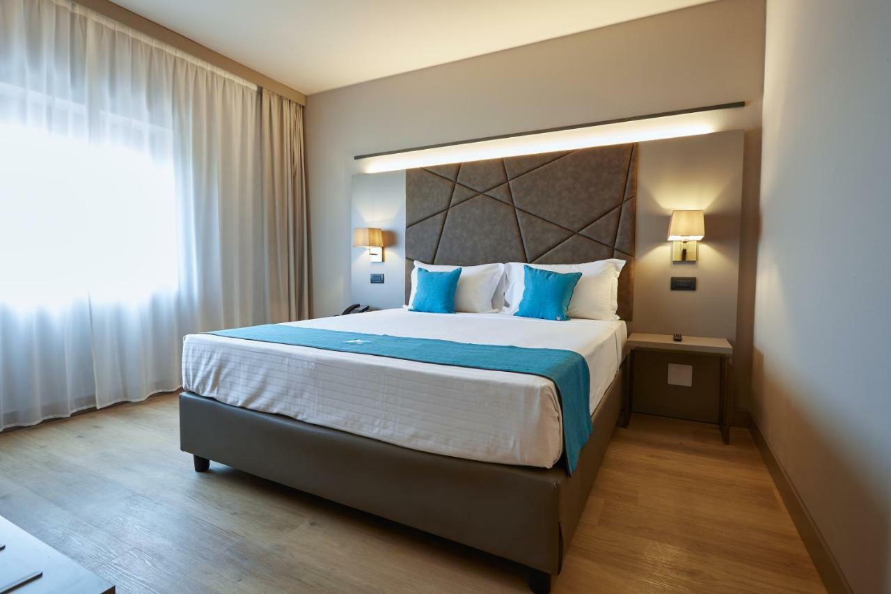 Dc Hotel International Padova Esterno foto